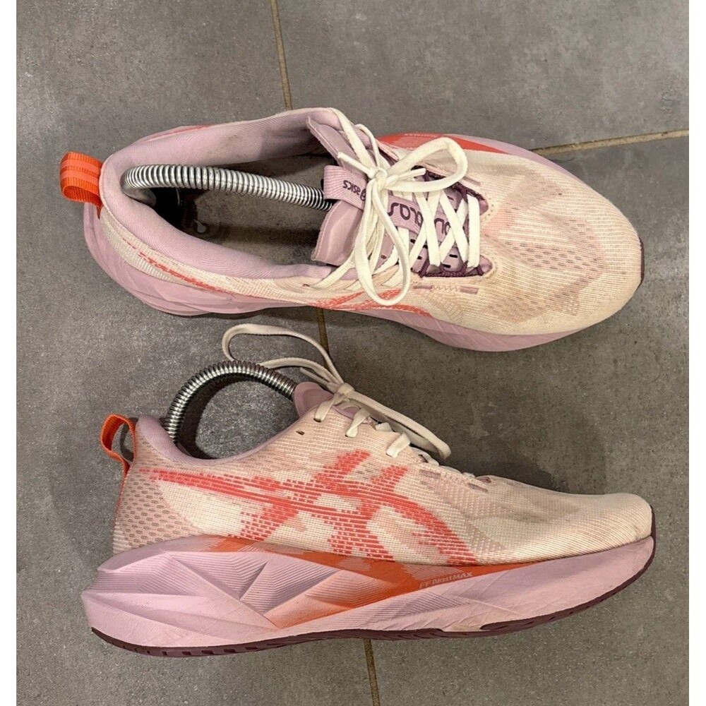 Asics Novablast 5 Women’s Size 9 US 1012B765 Coral Reef Pink Running Shoes